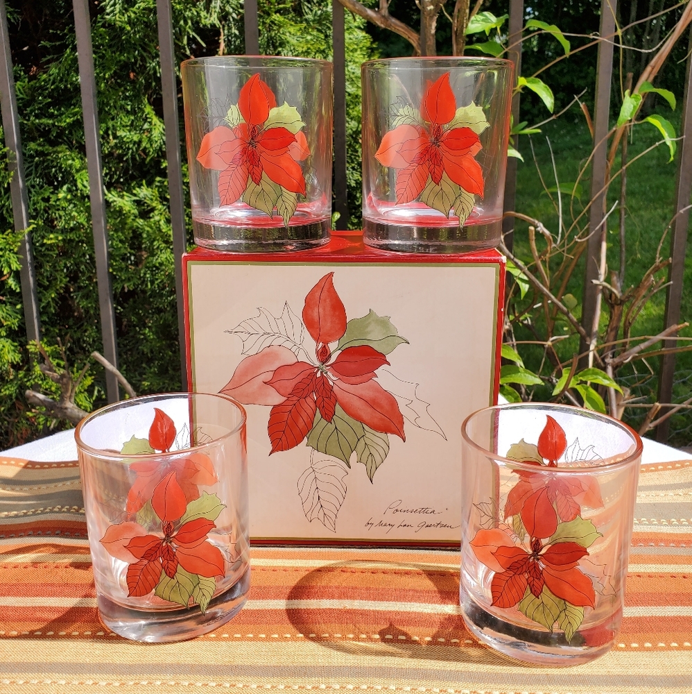 Block Poinsettia Set of 4 Old Fashioned Glasses